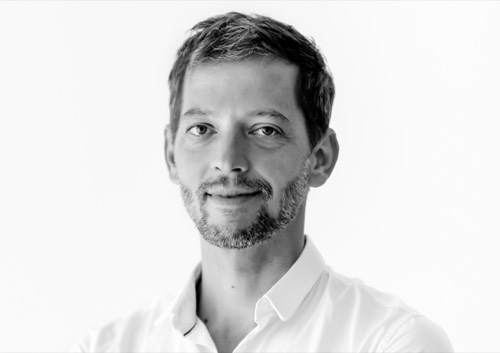 Portrait d'Augustin, comédien voix off au ton sobre