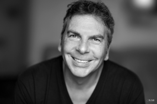 Portrait de Patrick, comédien voix off à la voix grave et posée